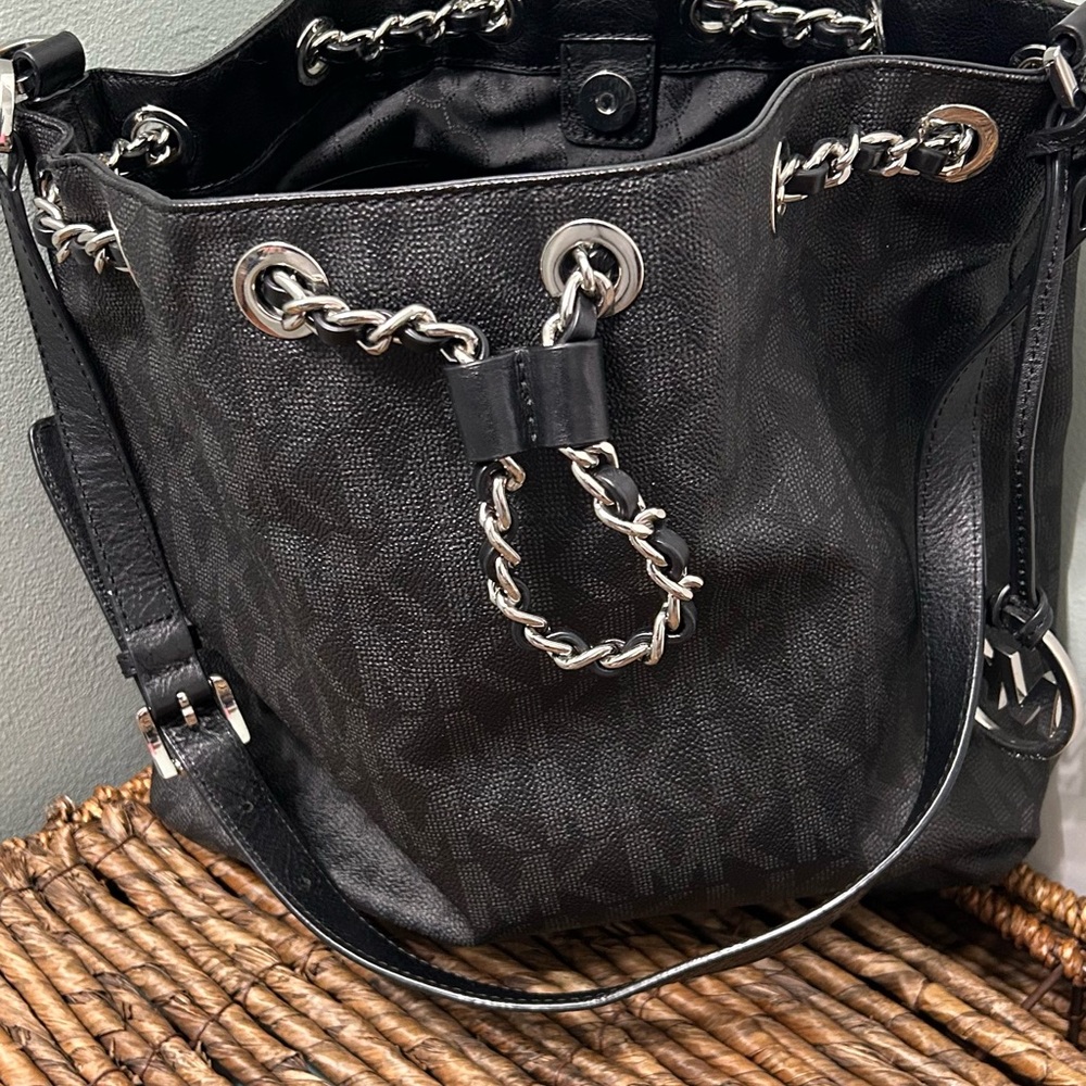 Michael Kors Black Chain Shoulder Bag